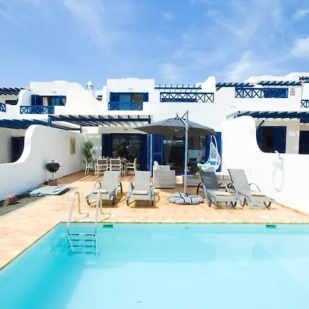 Villa Maitri - By Az